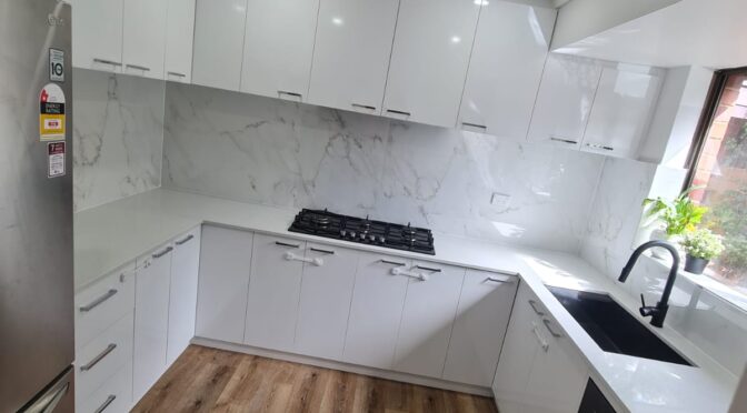 New Kitchen with stone benchtop and splasback