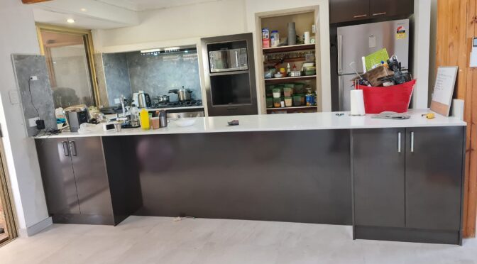 Complete New Kitchen/stone benchtop/splasback